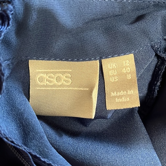 ASOS Navy embroidered pleated dress - Picture 6 of 7